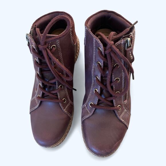 Clarks Caroline Park Ankle Boots Womens 8.5 Comfort Sneaker Boot Gorpcore Casual - Picture 7 of 11